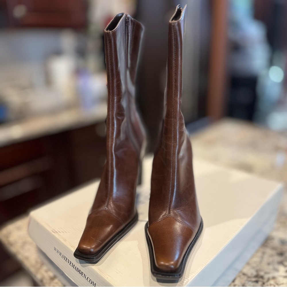 NWT Steve Madden Women's Brown Leather Boots
